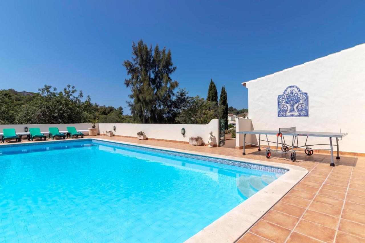 Casa Ouricos Large Pool Bbq Walk To Beach Карвоейру Екстер'єр фото